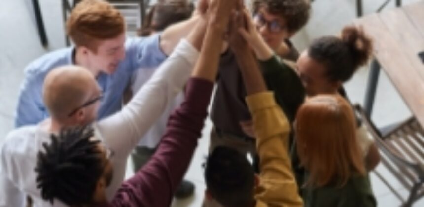 What To Expect in an AA Meeting (Virtual And In-person)